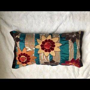 Pier 1 pillow